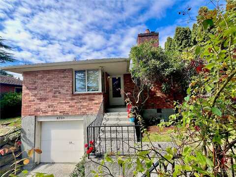 35Th, SEATTLE, WA 98126