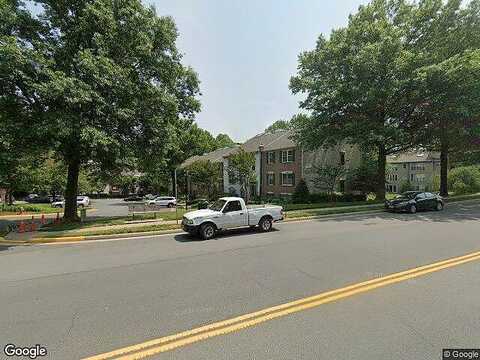 Green Ridge Ct, Fairfax, VA 22033