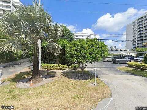Ocean, HIGHLAND BEACH, FL 33487
