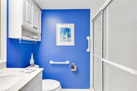 High Point Cir E, Naples, FL 34103
