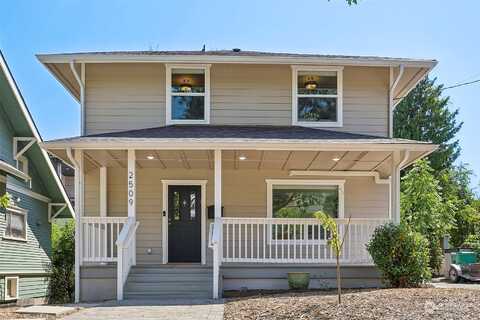 40Th, SEATTLE, WA 98103