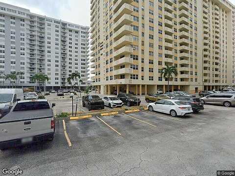 Ocean, HALLANDALE BEACH, FL 33009