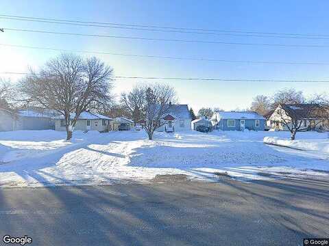17Th, MOORHEAD, MN 56560