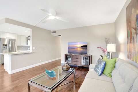 Lyndhurst H, DEERFIELD BEACH, FL 33442