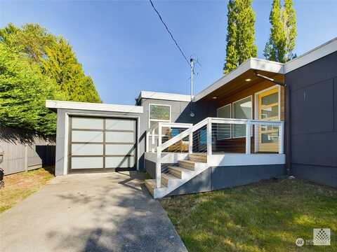 126Th, KIRKLAND, WA 98033
