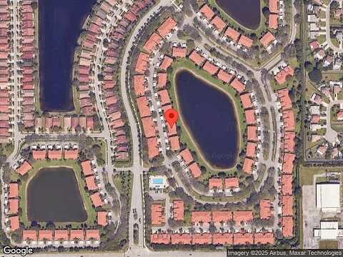 Seacrest Cir, Boynton Beach, FL 33437