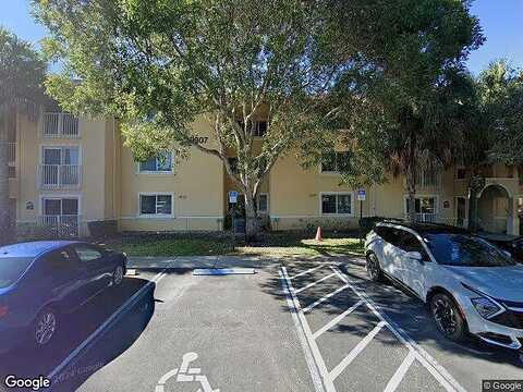 Westwood Dr, Tamarac, FL 33321