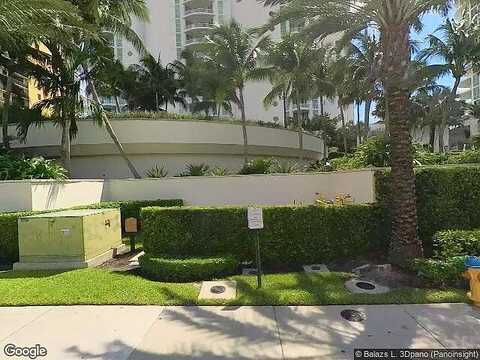 Collins, SUNNY ISLES BEACH, FL 33160