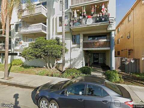 Redondo Ave, Long Beach, CA 90804
