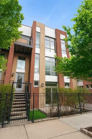 2823 N OAKLEY Avenue, Chicago, IL 60618