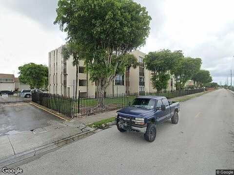 Sw 4Th St, Miami, FL 33174