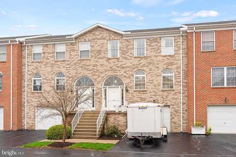 Lorenzo Ct #104, YORK, PA 17402