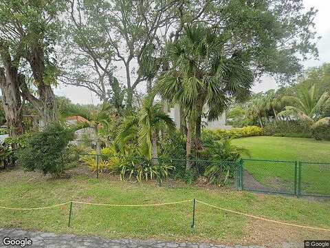 Tremont St, Sarasota, FL 34242