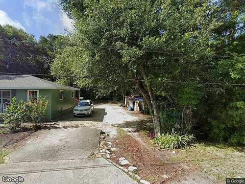 E Division St, Deland, FL 32724