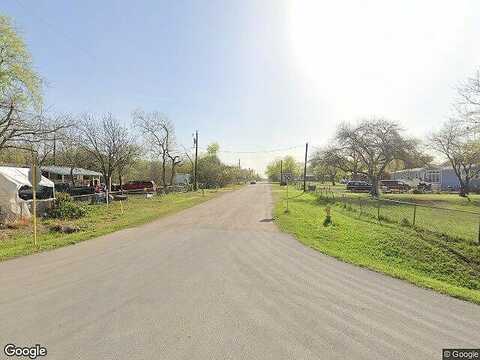 Olene Flts, Von Ormy, TX 78073