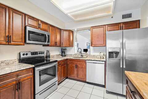 Nw 18Th Avenue, Deerfield Beach, FL 33064