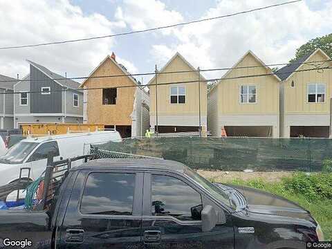 Marcella St # B, Houston, TX 77091