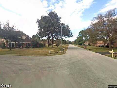 Colonial Willow Drive, Katy, TX 77493