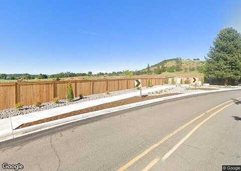 Valemont Drive #11, Eagle Point, OR 97524