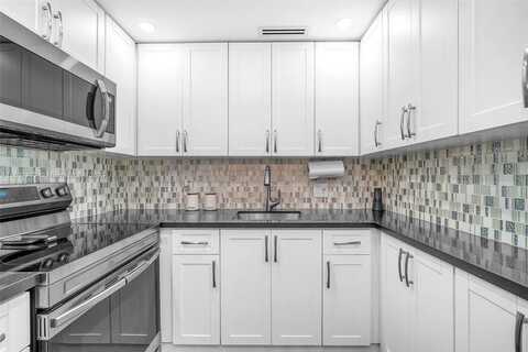 Sw 135Th Ter, Pembroke Pines, FL 33027