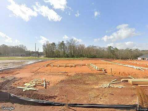Nash Ct, Perry, GA 31069