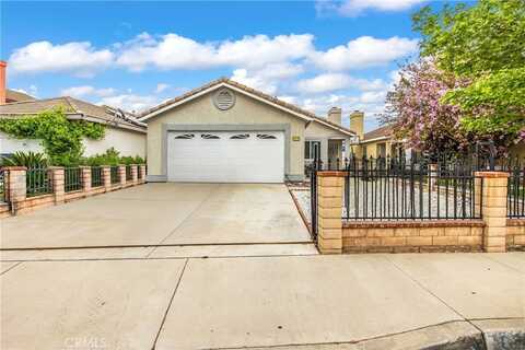 916 Award Drive, Colton, CA 92324