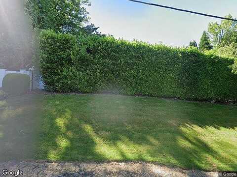 Sw Military Rd, Portland, OR 97219