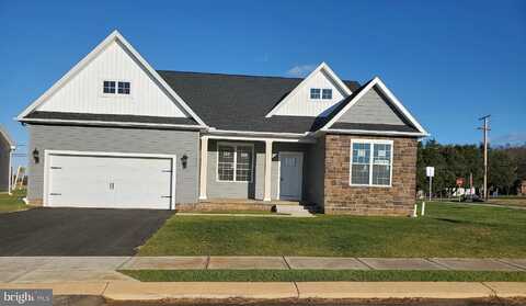 Onyx Dr #41, HANOVER, PA 17331