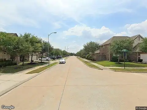 Snowy Owl Ln, Houston, TX 77049