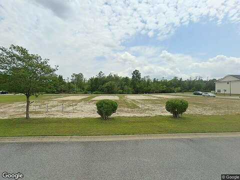 Governors Blvd, Hinesville, GA 31313