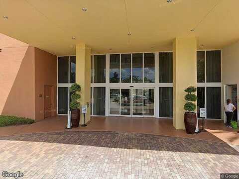Ne 187Th St Ph 23, Aventura, FL 33180