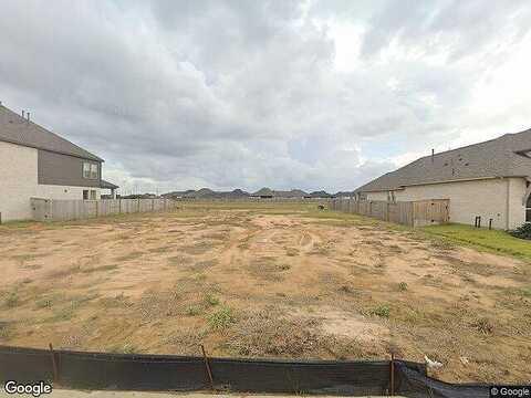 Secret Garden Ln, Tomball, TX 77377