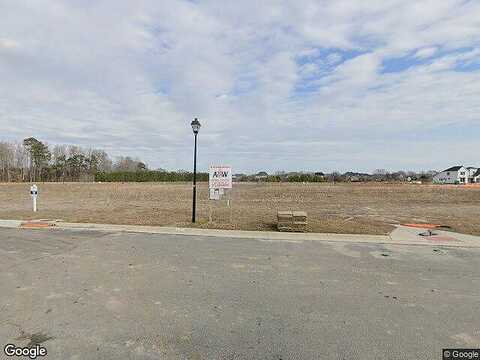 Malvern Dr, Virginia Beach, VA 23456