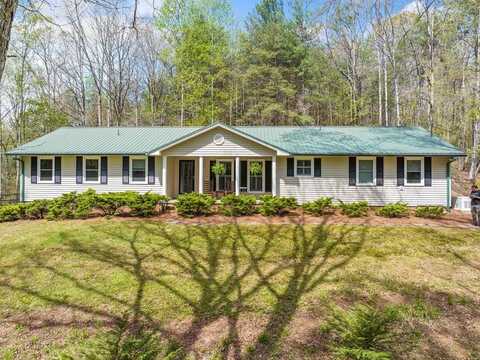 315 Sumner Lane, Ellijay, GA 30540
