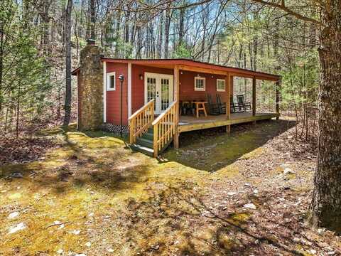 8099 Miller Cove Road, Catawba, VA 24070