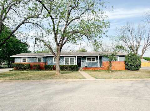 1908 Brooke Lane, Brownwood, TX 76801