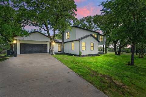 712 Sherry Drive, Azle, TX 76020