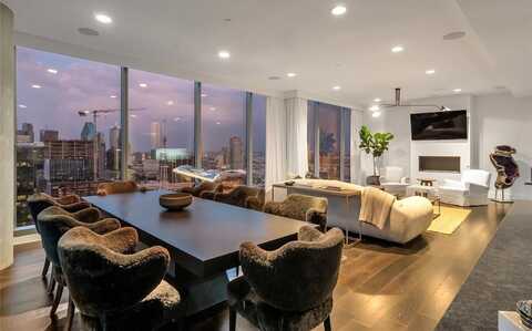 3130 N HARWOOD, Dallas, TX 75201