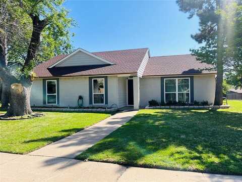 3709 Yaupon Drive, Grand Prairie, TX 75052