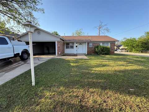 629 E Mission Street, Crowley, TX 76036