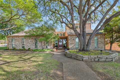 7104 Winedale Drive, Dallas, TX 75231