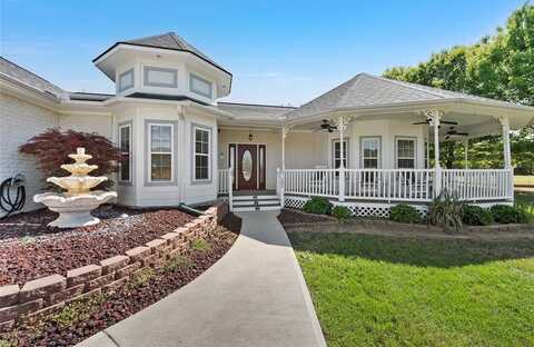 102 Palmer Drive, Comanche, TX 76442