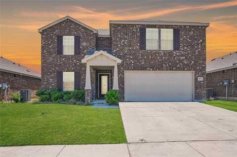 4601 Greenham Lane, Fort Worth, TX 76036