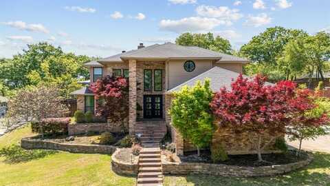 2104 Hillridge Court, Arlington, TX 76012