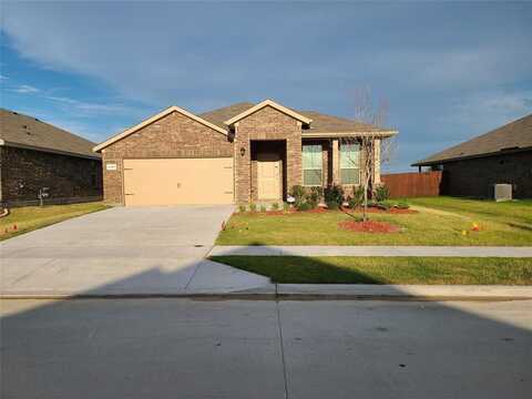 2221 Myrtle Beach Drive, Fort Worth, TX 76108