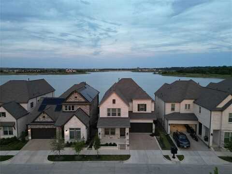 3341 Monarch Pass Drive, Arlington, TX 76005