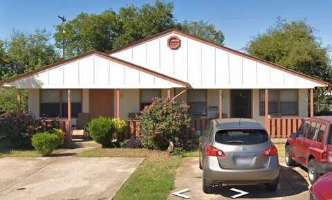 1104 Suburban Street, Cedar Hill, TX 75104