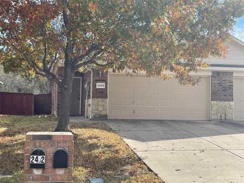 2402 Ravenwood Court, Mansfield, TX 76063