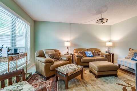 1809 N Macarthur Boulevard, Irving, TX 75061