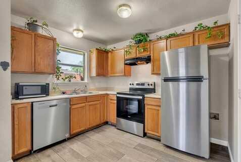621 Delphinium Drive, Dallas, TX 75217